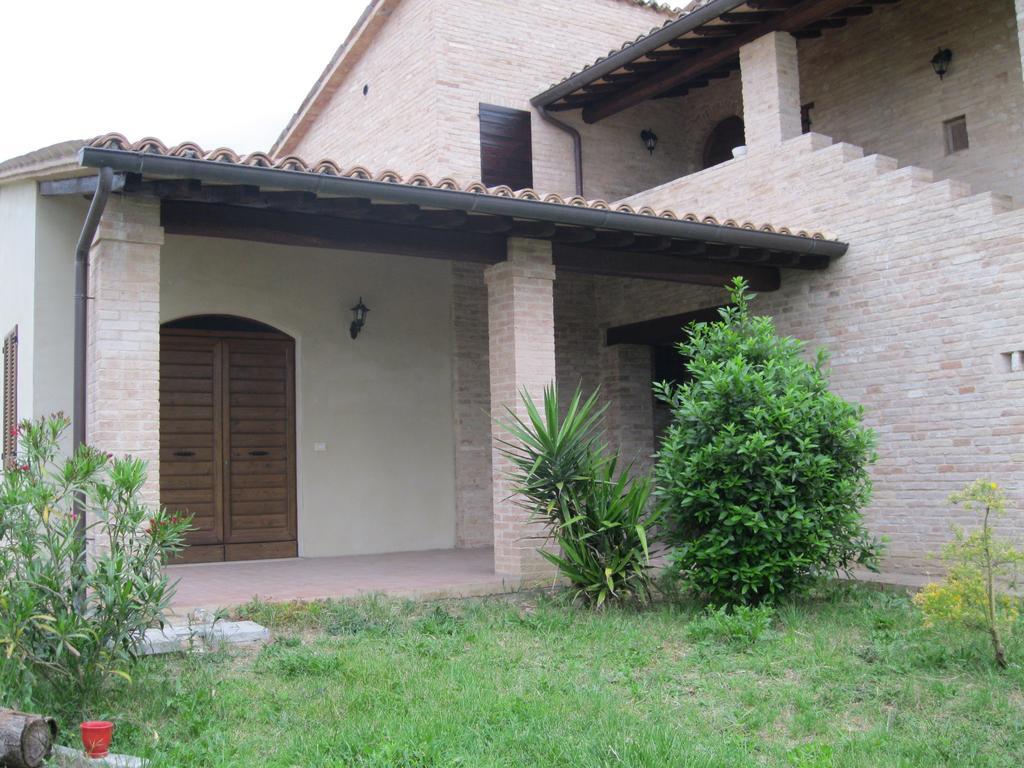 Ciards House Apartamento Montefalco Quarto foto