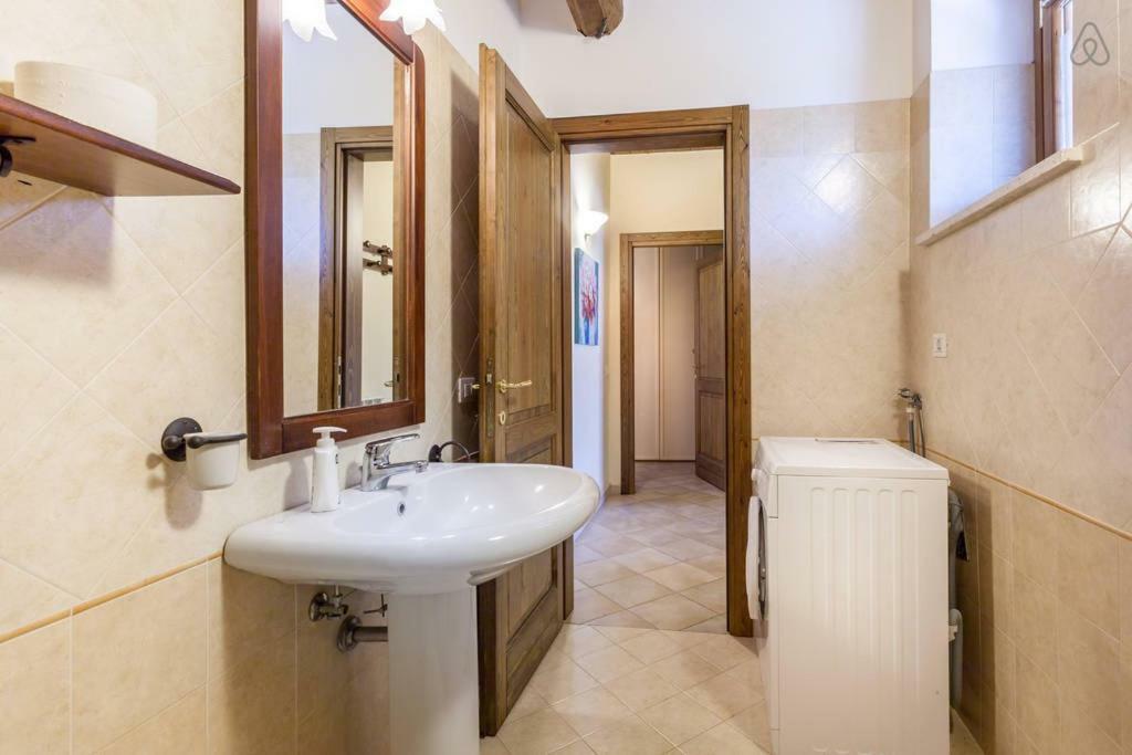 Ciards House Apartamento Montefalco Exterior foto